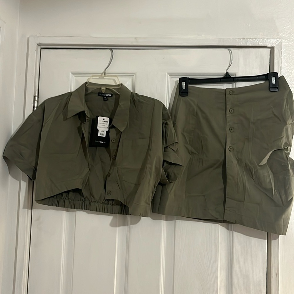 Crop top and skirt set.